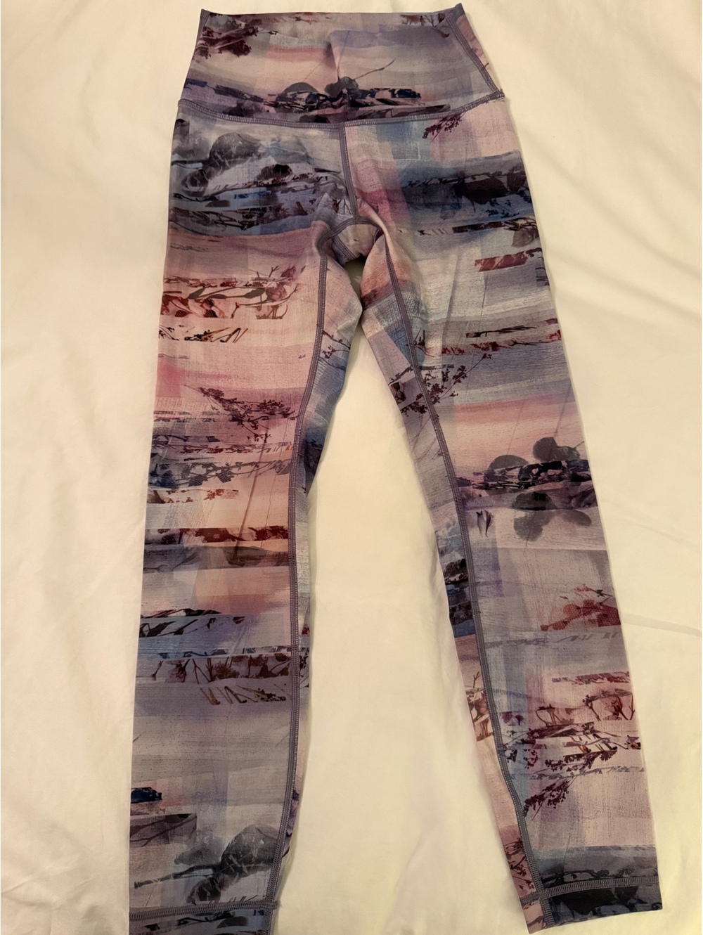 Lululemon High Rise Abstract Print Leggings Size 4 Purple Pink